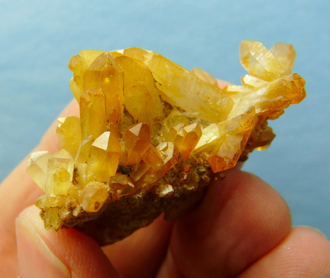 Quartz crystals with iron oxide