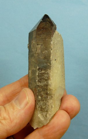 Quartz crystal with partially exposed phantom