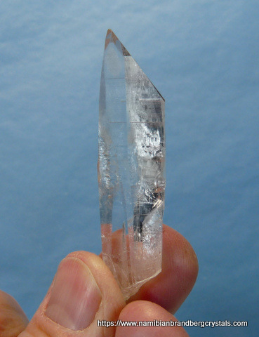 20 medium quality clear quartz crystal specimens