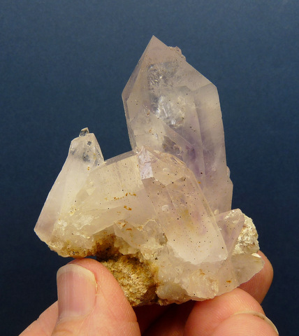 Quartz crystal group with elevation patterns